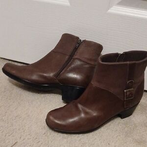 Clarks Two-tone Brown Leather Ankle Boots